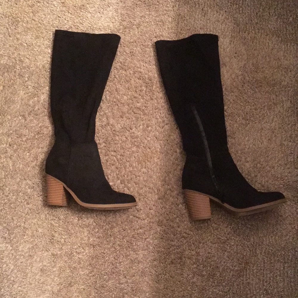 Black suede boots with zipper inside